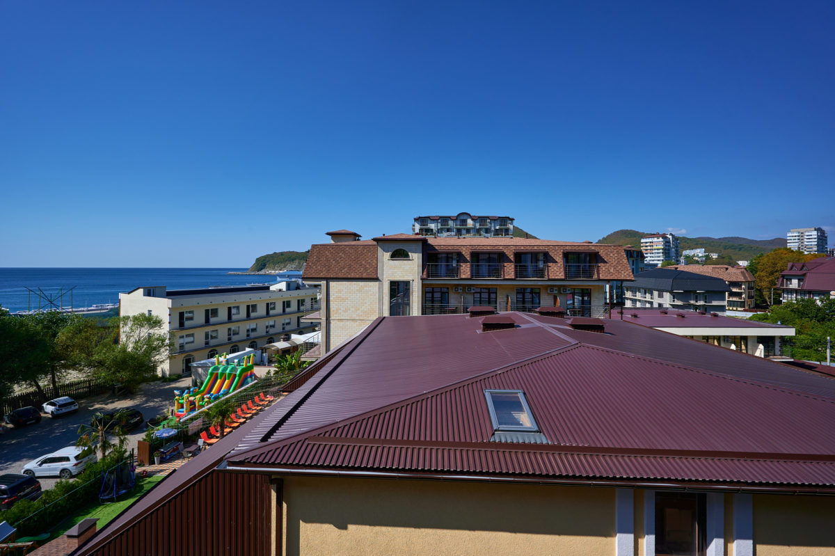 Стандарт с доп. местом и балконом. Вид на море